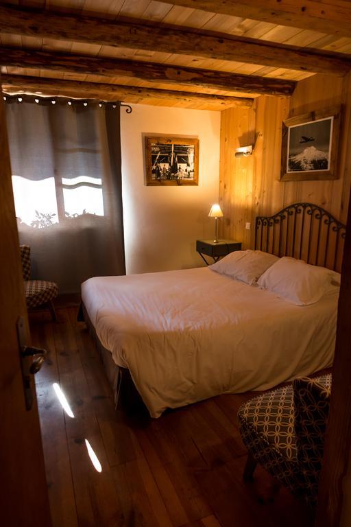 Auberge Du Moulin De Lere Vailly Buitenkant foto
