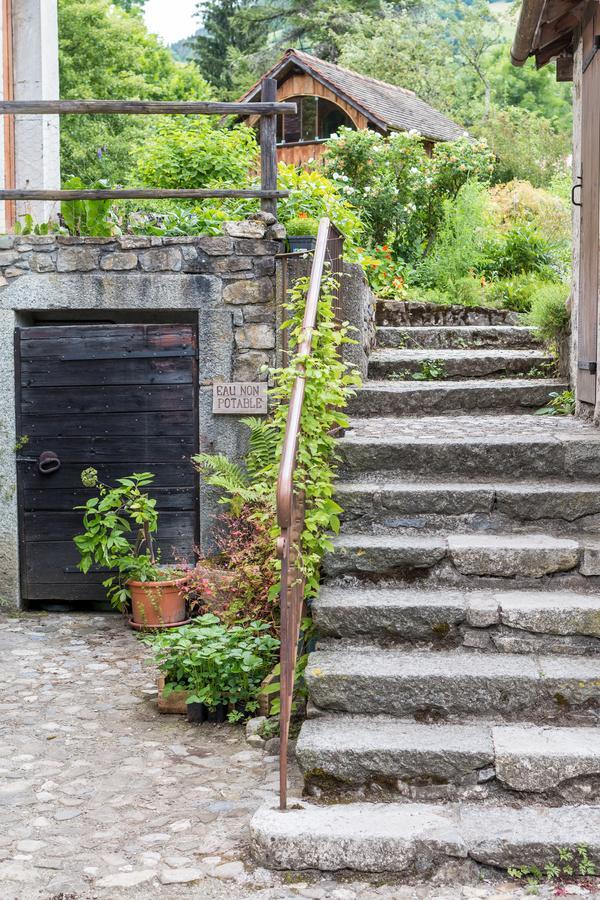 Auberge Du Moulin De Lere Vailly Buitenkant foto